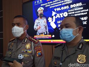 Polda Jatim Imbau Sopir Truk Taati Aturan Soal ODOL: Demi Keselamatan Polda Jatim Imbau Sopir Truk Taati Aturan Soal ODOL: Demi Keselamatan