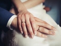 Terpopuler: Wanita Ditipu Suami Perempuan dan Pria Sekap Gadis 11 Jam