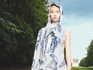 10 Busana Timeless di Koleksi Terbaru Stella McCartney 10 Busana Timeless di Koleksi Terbaru Stella McCartney