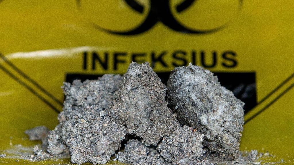 Foto: Melebur Limbah Medis Infeksius Foto: Melebur Limbah Medis Infeksius