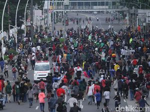 Polisi Amankan 5 Anak SD di Demo 13 Oktober, Ngaku Diajak Buat Rusuh Polisi Amankan 5 Anak SD di Demo 13 Oktober, Ngaku Diajak Buat Rusuh