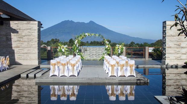 Pemandangan area di Pullman Ciawi Vimala Hills Resort Spa & Convention. (Dok. Pullman)