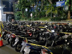 69 Motor Perusuh di Kawasan Patung Kuda Jakpus Diangkut Polisi