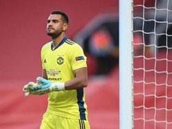 MU Persilakan Sergio Romero dan Marcos Rojo Pergi