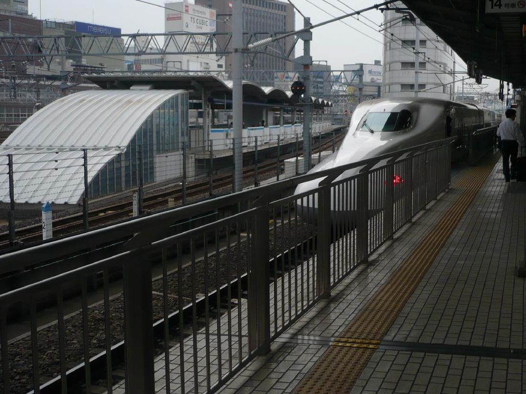 Boleh Dicoba Nih, Ngantor di Shinkansen Boleh Dicoba Nih, Ngantor di Shinkansen