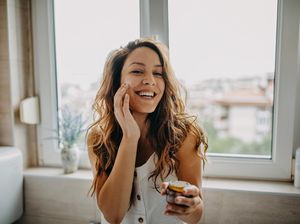 7 Kandungan Skincare yang Efektif untuk Atasi Kulit Kering