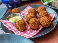Lekker! Bitterballen Khas Belanda yang Gurih Renyah Ada di 5 Toko Online Ini