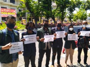 Pengacara Minta Penangguhan Penahanan Mahasiswa Unissula: Agar Bisa Kuliah Pengacara Minta Penangguhan Penahanan Mahasiswa Unissula: Agar Bisa Kuliah