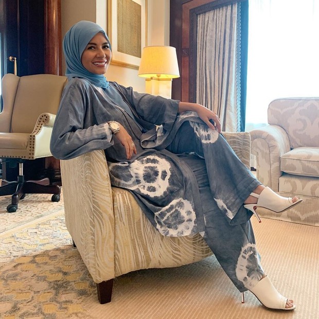 Artis Indonesia melahirkan di atas 30 tahun