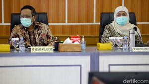 Momen Khofifah Rakor Bersama Mahfud MD Bahas Omnibus Law