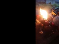 Diduga Konslet, Motor di Bengkel Las Tasikmalaya Tiba-tiba Terbakar