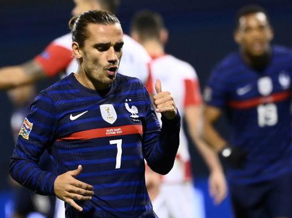 Dear Deschamps, Griezmann Suka Banget sama Posisi Mainnya Dear Deschamps, Griezmann Suka Banget sama Posisi Mainnya