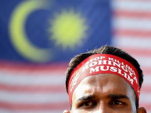 Ujaran Kebencian Anti-Rohingya Masih Beredar di Facebook Malaysia