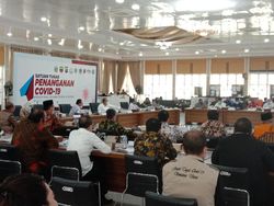 Gubsu Edy Cerita Kejar Draf UU Ciptaker ke Luhut: Abang Pokoknya Kirim