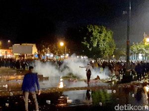Polisi Lepas 5 Orang yang Diciduk Saat Demo Omnibus Law di Banyumas