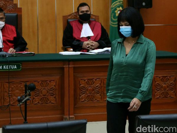 Gegara Kasus Pil Xanax, Vanessa Angel Dituntut 6 Bulan Bui