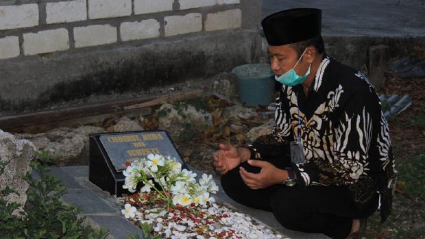 Makam Choirul Huda