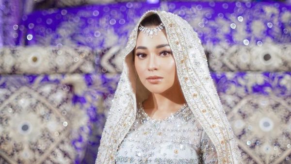 7 Foto Cantiknya Nikita Willy Saat Malam Bainai, Malam Terakhir Jadi Lajang