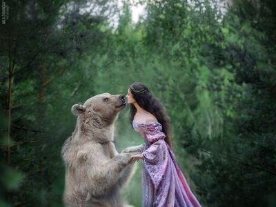 Foto: Beruang yang Posenya Tak Kalah dari Model Profesional