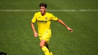 Ketiga juga bek tengah, yakni Pau Torres. Bek Villarreal ini turut diincar raksasa Spanyol seperti Barcelona dan Real Madrid (Getty Images)