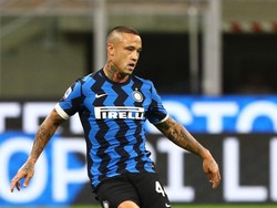 Selanjutnya ada Radja Nainggolan. Gelandang bertenaga asal Belgia yang punya darah Indonesia ini berusia 32 tahun (Getty Images/Emilio Andreoli)