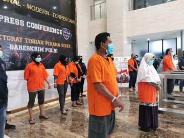 Penampakan 9 Pentolan KAMI Tersangka Penghasutan