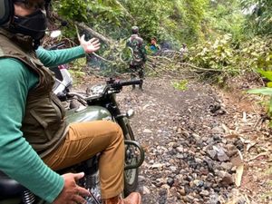 Ridwan Kamil Inspeksi Jalan Tembus Cisalak Subang-Bandung Barat Ridwan Kamil Inspeksi Jalan Tembus Cisalak Subang-Bandung Barat