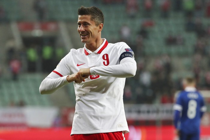 Robert Lewandowski Poland's forward Robert Lewandowski celebrates after scoring a goal during a UEFA Nations League soccer match between Poland and Bosnia and Herzegovina in Wroclaw, Poland, Wednesday, Oct. 14, 2020.(AP Photo/Czarek Sokolowski)