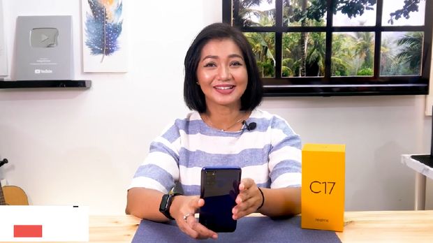 Tech Reviewer Tech Reviewer