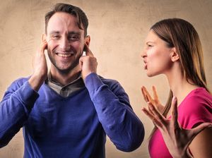 Mendadak Tuli Sebelah, Gejala Terbaru COVID-19?