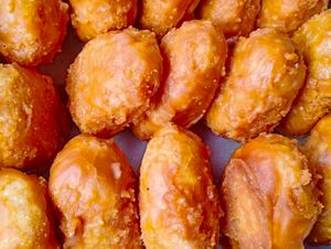 5 Tempat Jajan Gemblong yang Enak Buat Ngemil