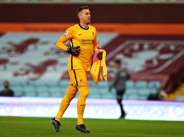 BIRMINGHAM, ENGLAND - OCTOBER 04: Adrian of Liverpool  prior to the Premier League match between Aston Villa and Liverpool at Villa Park on October 04, 2020 in Birmingham, England. Sporting stadiums around the UK remain under strict restrictions due to the Coronavirus Pandemic as Government social distancing laws prohibit fans inside venues resulting in games being played behind closed doors. (Photo by Catherine Ivill/Getty Images)