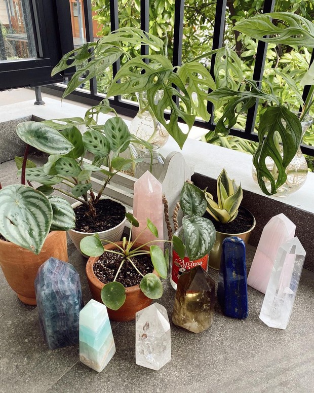 Andra Alodita/instagram.com/alodita Andra Alodita mengoleksi crystal healing karena tertarik dengan manfaat kesehatan yang diberikan