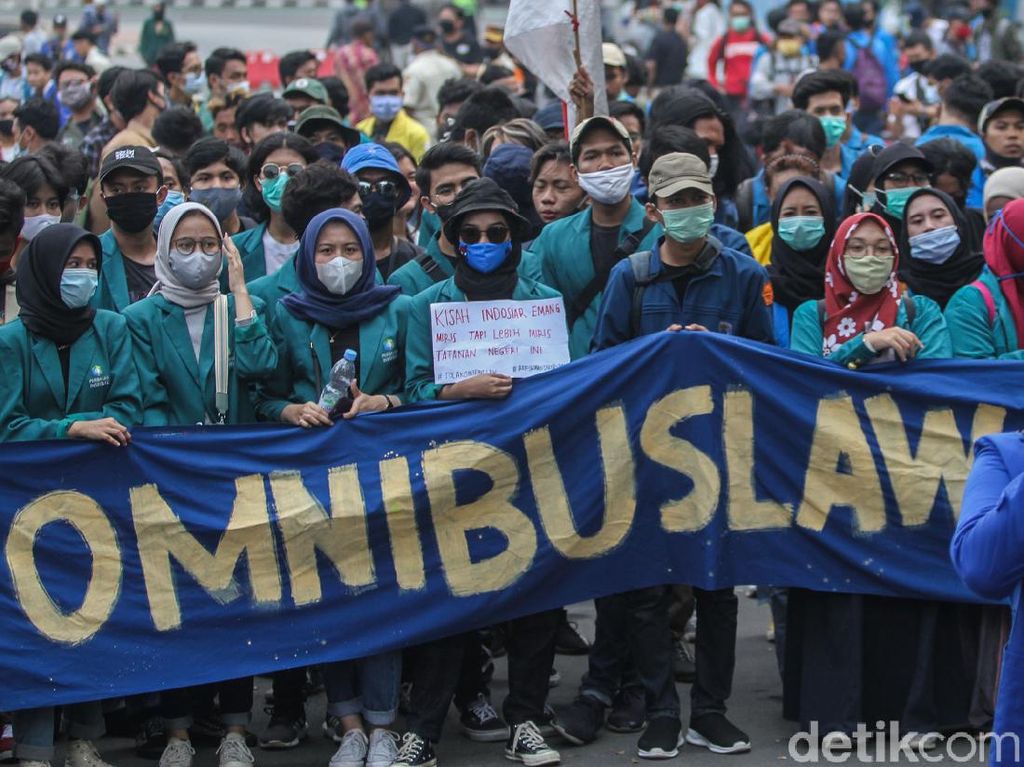 Sosok Siswa SMK yang Ikut Jadi Penggugat UU cipta Kerja dan Dikabulkan MK Sosok Siswa SMK yang Ikut Jadi Penggugat UU cipta Kerja dan Dikabulkan MK