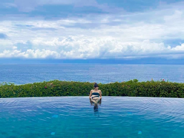 Potret liburan Nia Ramadhani di Bali.