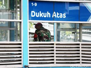 Mantap! di Halte TransJakarta Kini Ada WiFi Gratis 20 Mbps