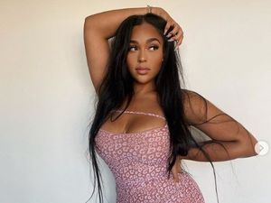 Jordyn Woods Kenakan Dress Transparan Tanpa Bra Jordyn Woods Kenakan Dress Transparan Tanpa Bra
