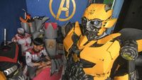 Kostum Robot hingga Superhero Ini Bisa Dipesan Lho