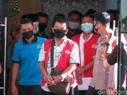 Korupsi Rp 8 M, Dirut dan Staf PT Puspa Agro Ditahan Kejari Sidoarjo