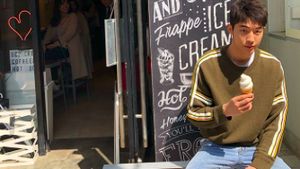 Nam Joo Hyuk, Aktor Startup yang Doyan Ngopi dan Es Krim