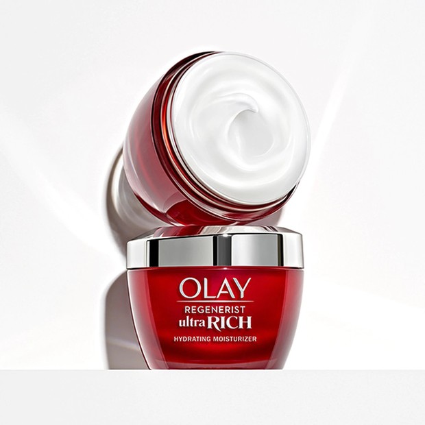 Olay Regenerist Ultra Rich Hydrating Moisturizer/olay.com Olay Regenerist Ultra Rich Hydrating Moisturizer dapat melembapkan secara instan dan mengencangkan kulit.