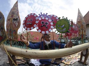 Terpukau Pentas Wayang Pandemi di Solo