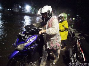 Terkini! Kawasan Sunter Tergenang