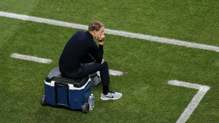 LISBON, PORTUGAL - AUGUST 23: Thomas Tuchel, Head Coach of Paris Saint-Germain looks on during the UEFA Champions League Final match between Paris Saint-Germain and Bayern Munich at Estadio do Sport Lisboa e Benfica on August 23, 2020 in Lisbon, Portugal. (Photo by Manu Fernandez/Pool via Getty Images)