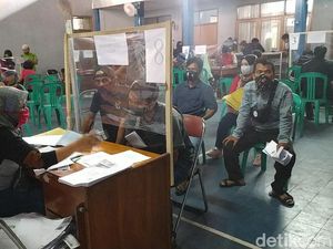 UMKM di Ciamis Geruduk Dinas Koperasi Ajukan Bantuan Presiden UMKM di Ciamis Geruduk Dinas Koperasi Ajukan Bantuan Presiden