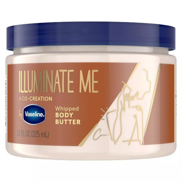 Vaseline Illuminate Me Whipped Body Butter/target.com Vaseline Illuminate Me Whipped Body Butter produk yang ringan dan kaya akan kelembapan.