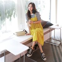 6 Referensi Simple Dress yang Cocok 