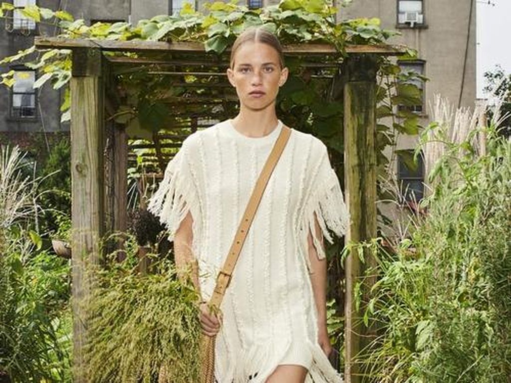 10 Koleksi Terbaru Michael Kors Spring/Summer 2021 10 Koleksi Terbaru Michael Kors Spring/Summer 2021