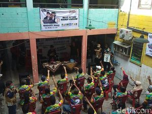 Machfud-Mujiaman Janjikan Lift untuk Warga Rusunami Menanggal