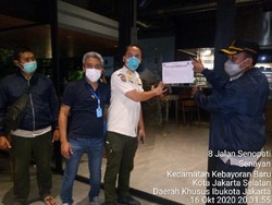 KFC di Senopati Jaksel Disegel karena Langgar PSBB, Diminta Tutup 24 Jam